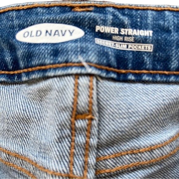 OLD Navy Power StraightHigh Rise jeans, raw edge hem, 5 pocket style size 4. - Picture 5 of 5